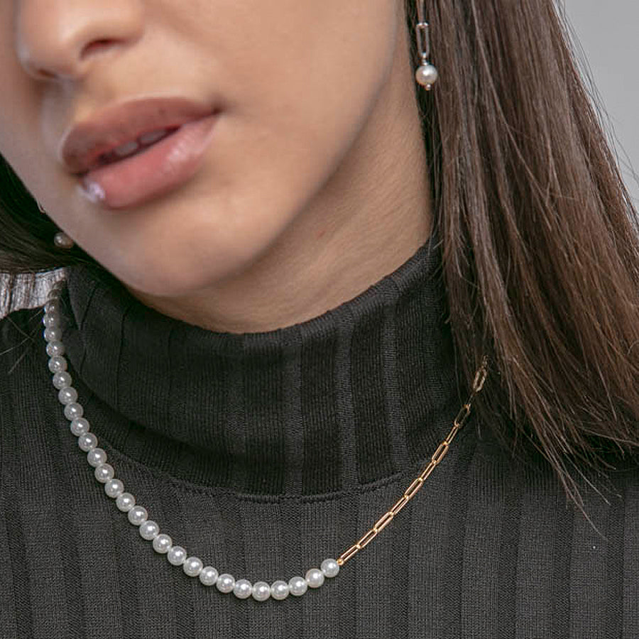 Chain Link & Pearl Necklace