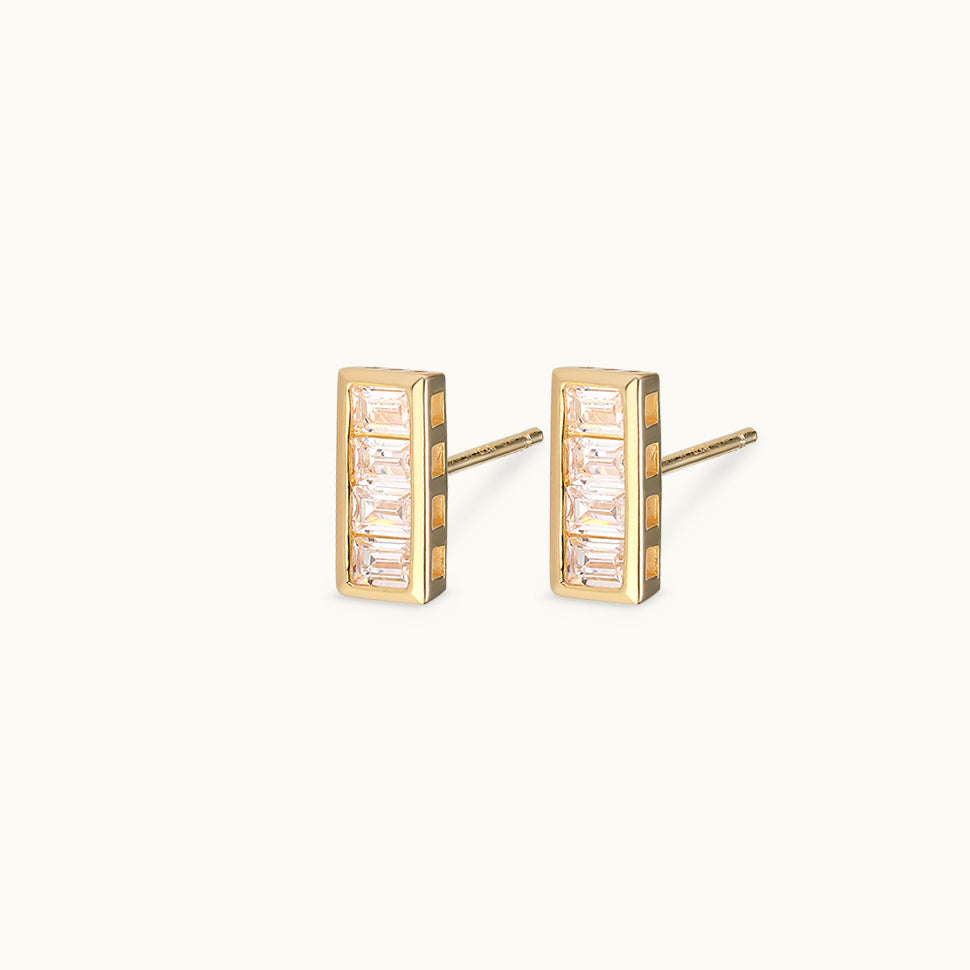 Mini Baguette Bar Stud Earring